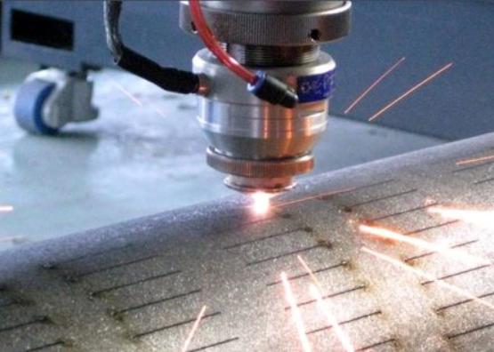 如何知道金屬激光切割機(jī)產(chǎn)品質(zhì)量好壞？